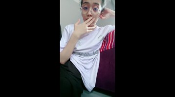 Pamerin Beha Mbak Dhiah Host Malay Remas Dada ID 70199312 Mango