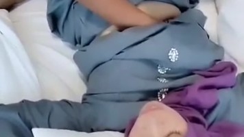 Bokep Jilbab Bunda Jilbab Keluar Bersama Ajudan Pribadi